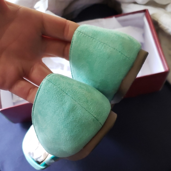 Mint Green Dressy Flats - Picture 4 of 6
